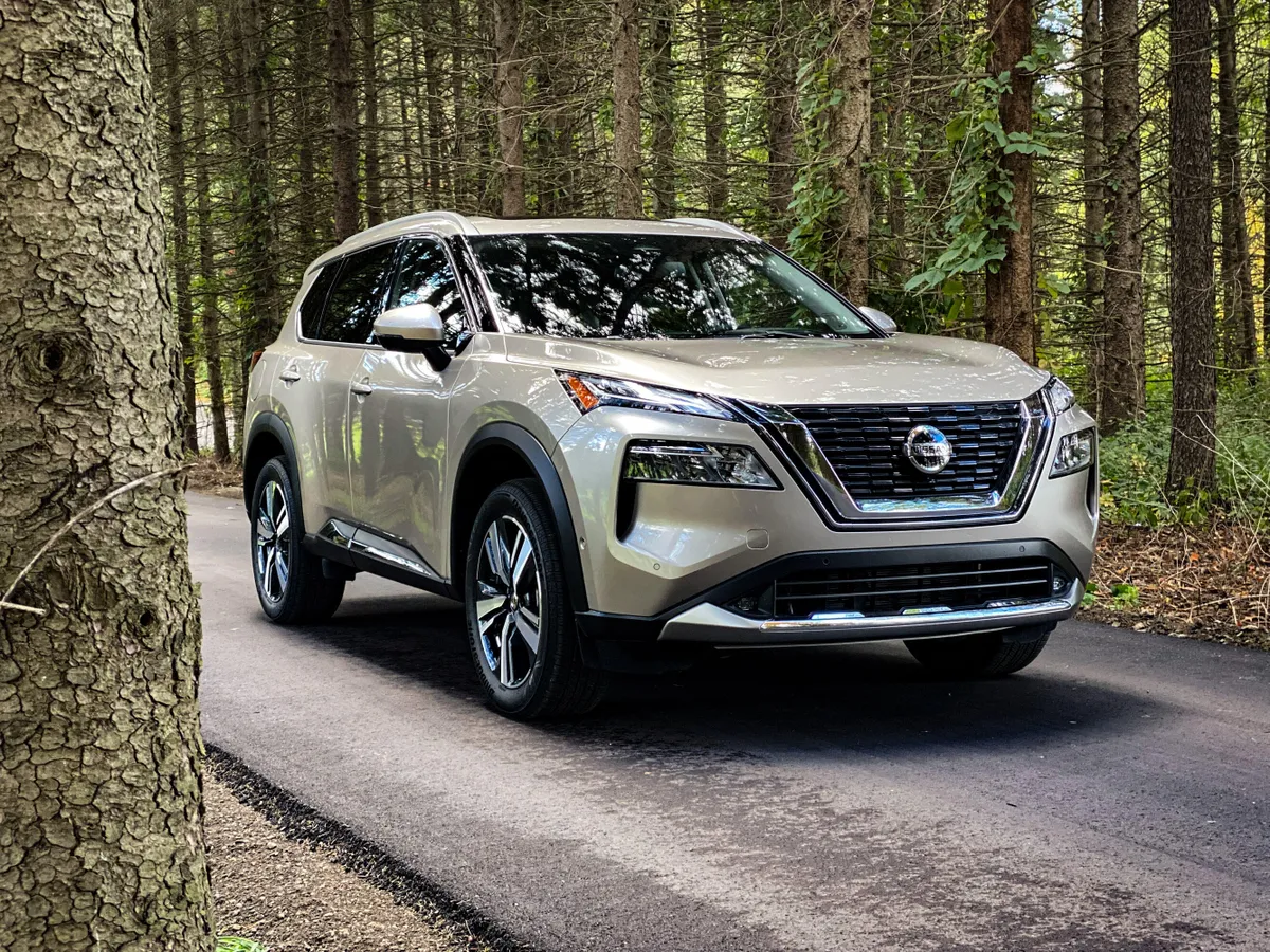 2021-nissan-rogue-platinum-112